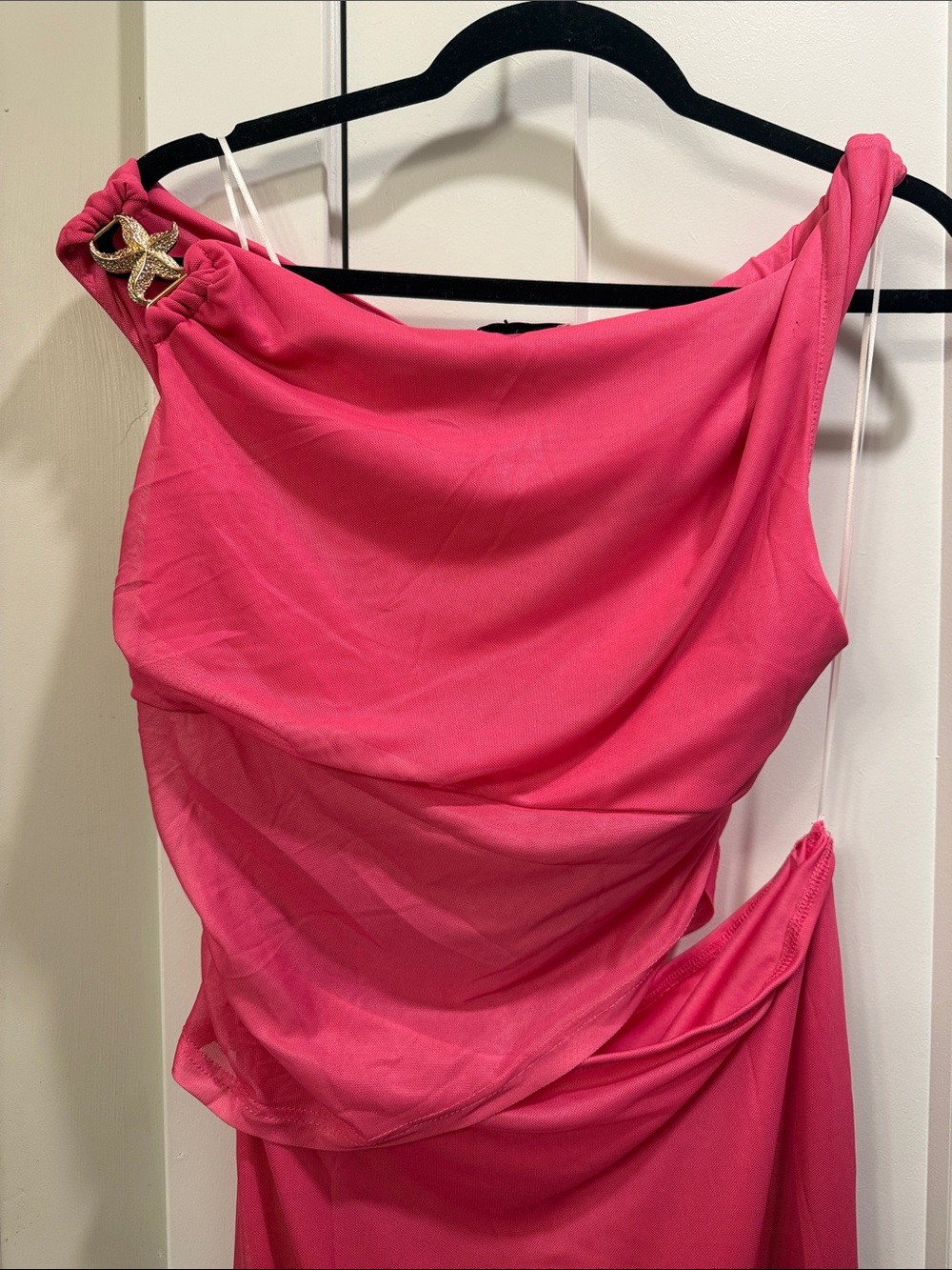 Hello Molly One-Shoulder Hot Pink Evening Gown with Gold Starfish Accent - Picture 3 of 7